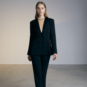 The front of a model wearing a Classic Blazer in Black